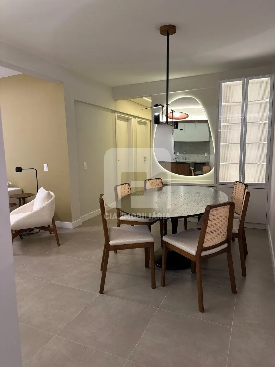Apartamento com 3 dormitórios no Saco Grande