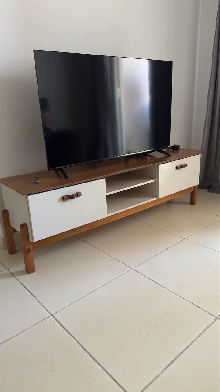 Rack para Tv branco/amadeirado