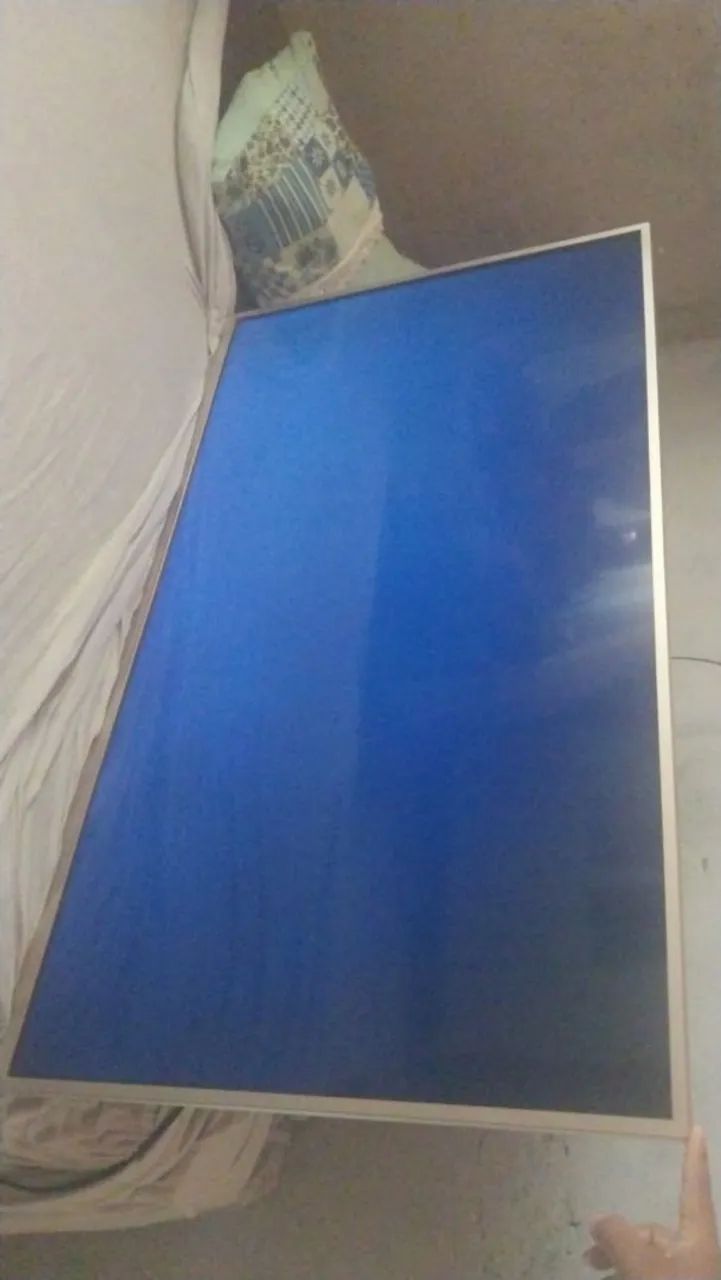 VENDO TELEVISÃO COM AVARIA