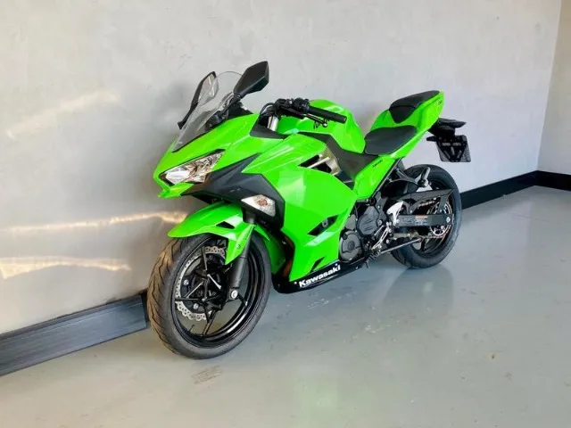 Kawasaki Zx-10/ Zx-10r 1000cc 2022 - 1504340334 | OLX