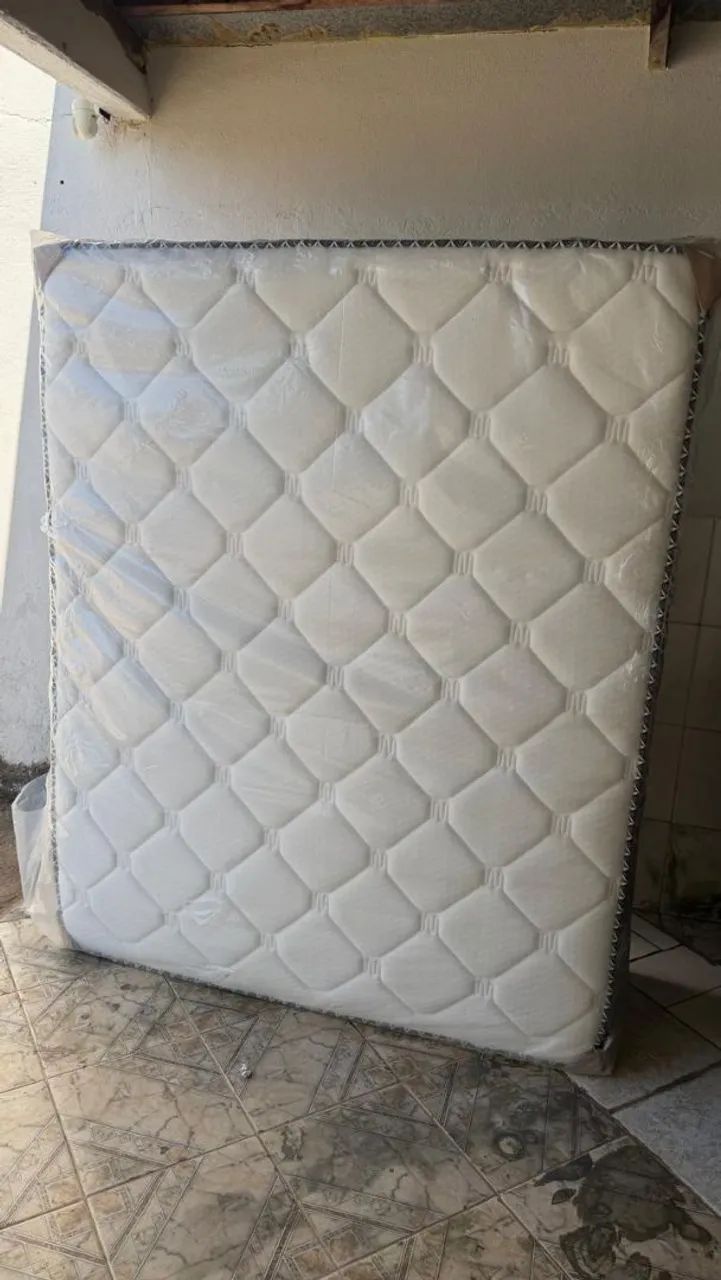 Vendo cama nova 