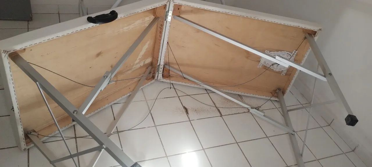 Vendo duas macas para quem trabalha na área da beleza  - Foto 2
