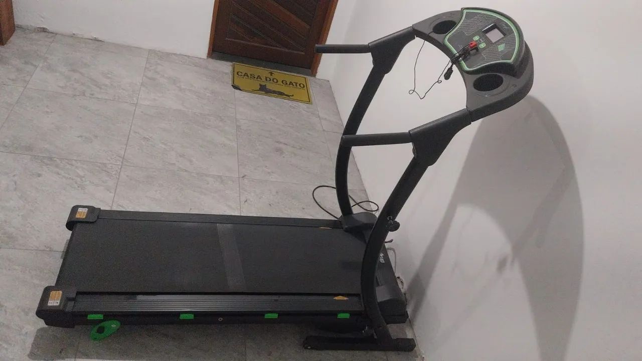 Esteira eletrica Dream Fitness Concept 1,8 com inclinação manual para residencial - Foto 3