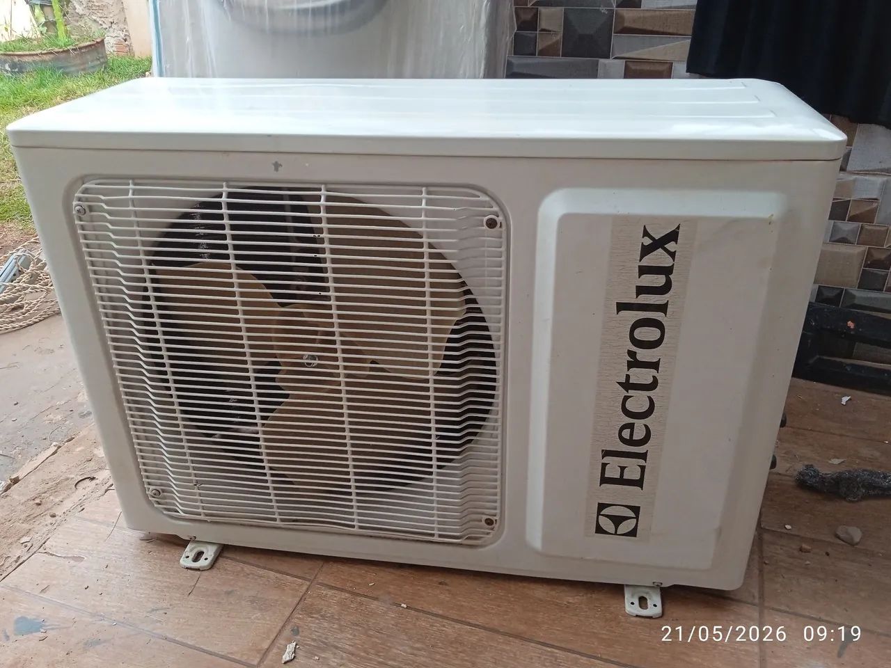 Vende-se Ar condic. Eletrolux  9.000 BTus