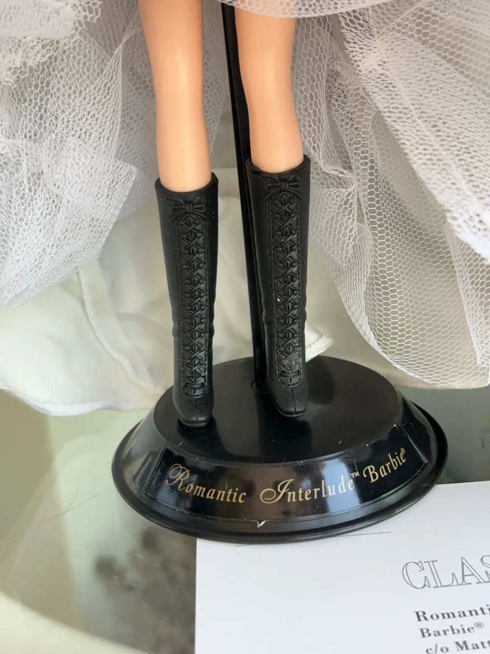 Boneca Barbie collector Romantic interlude Classique  - Foto 2