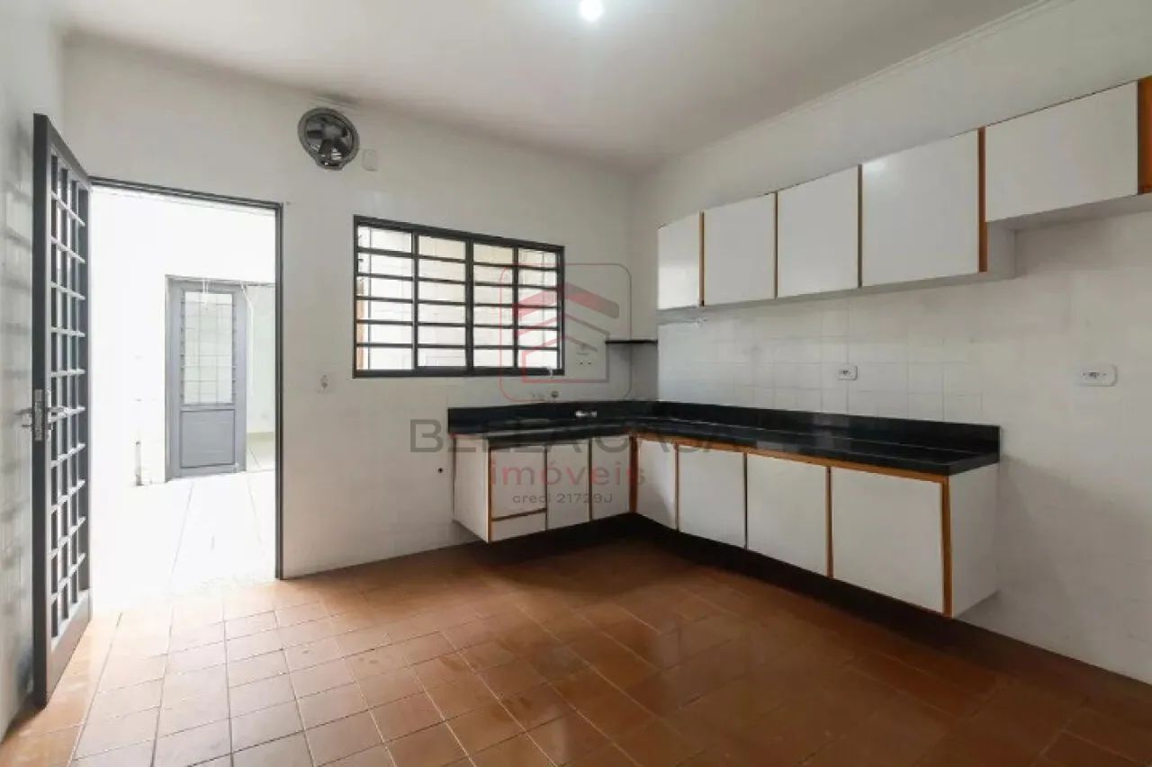 Casa à venda com 180m², 5 quartos e 1 vaga - Foto 4