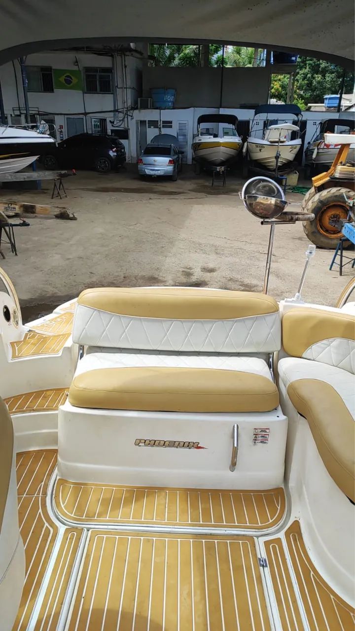 Lancha Phoenix 255 Semi Nova - Foto 4