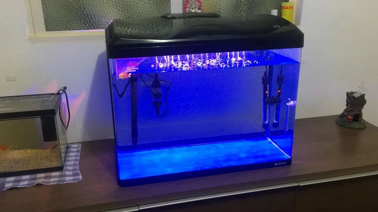 Aquario Boyu EC 600 - 66 litros - Foto 4