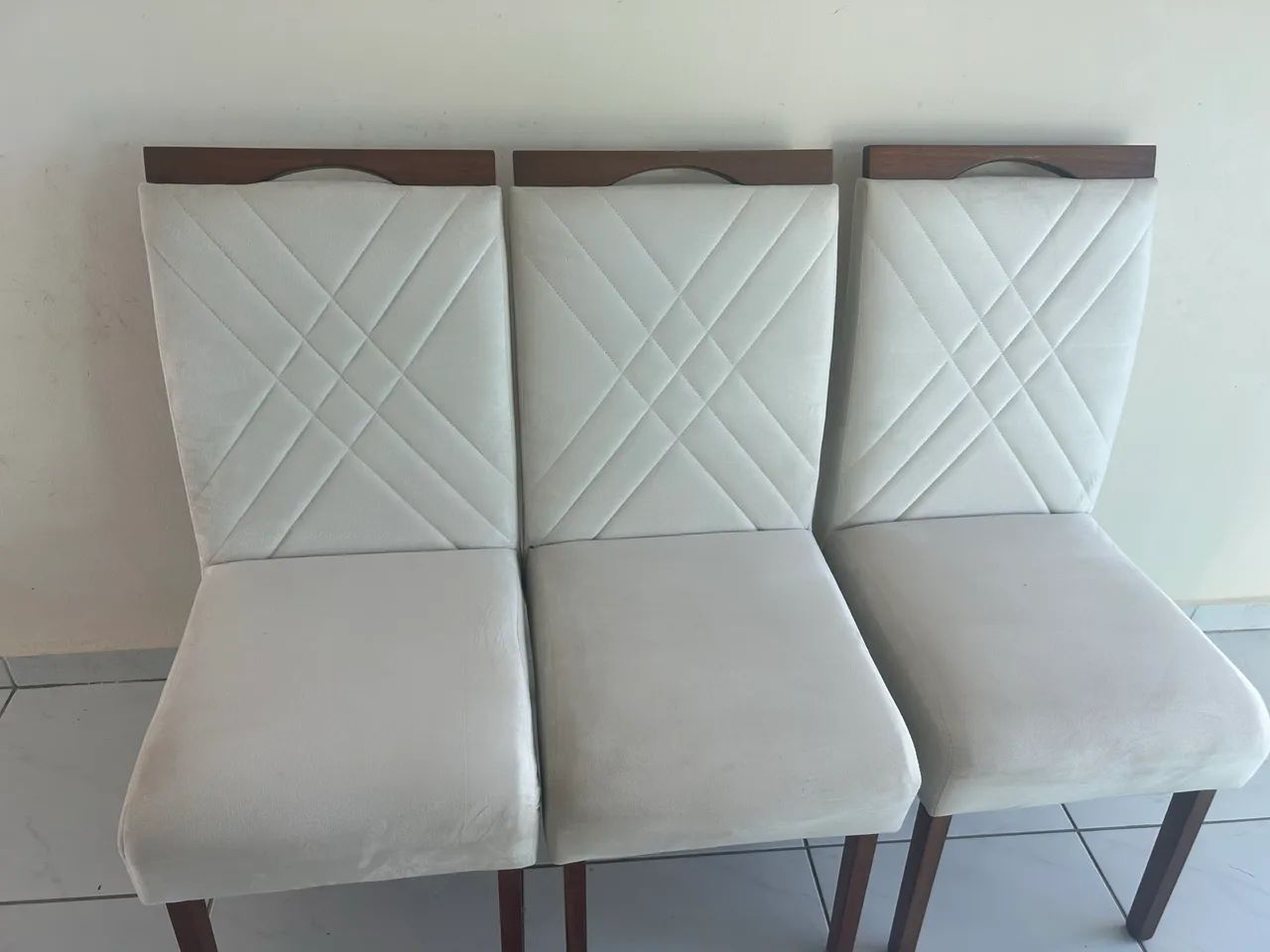 Mesa 6 cadeiras PREÇO NEGOCIÁVEL - Foto 4