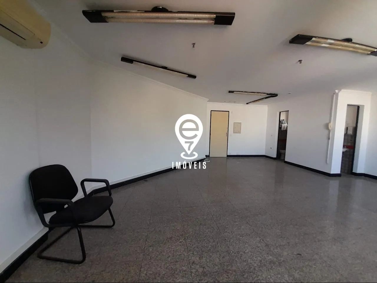 EXCELENTE Sala comercial de 46 m² e 1 Vaga de Garagem - Foto 3
