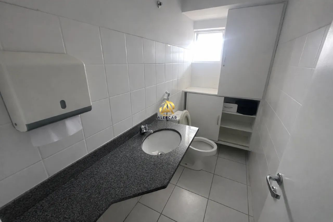Loja comercial com 415m² na Av. Fernando Ferrari em Goiabeiras  Vitória - Foto 5