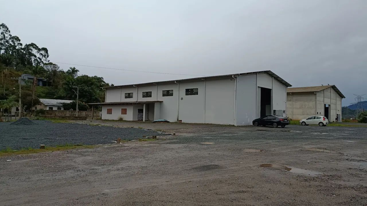 Alugo Galpão 