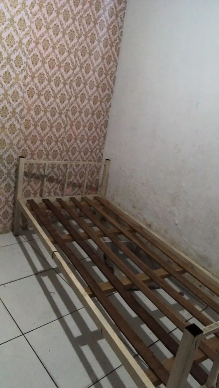 Cama de solteiro 