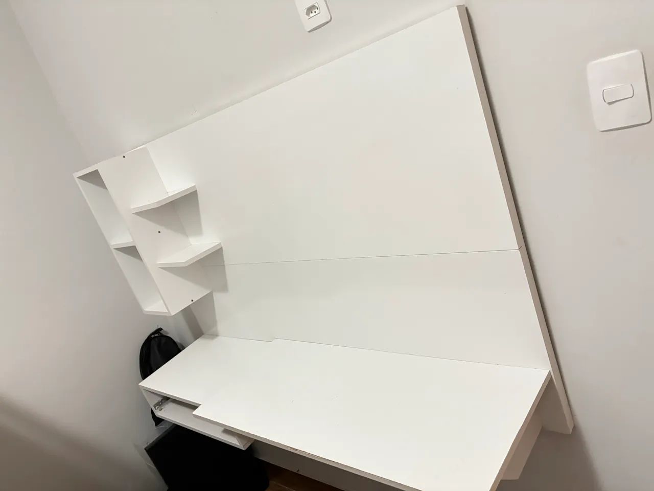 Mesa/escrivaninha mdf branco de parede 