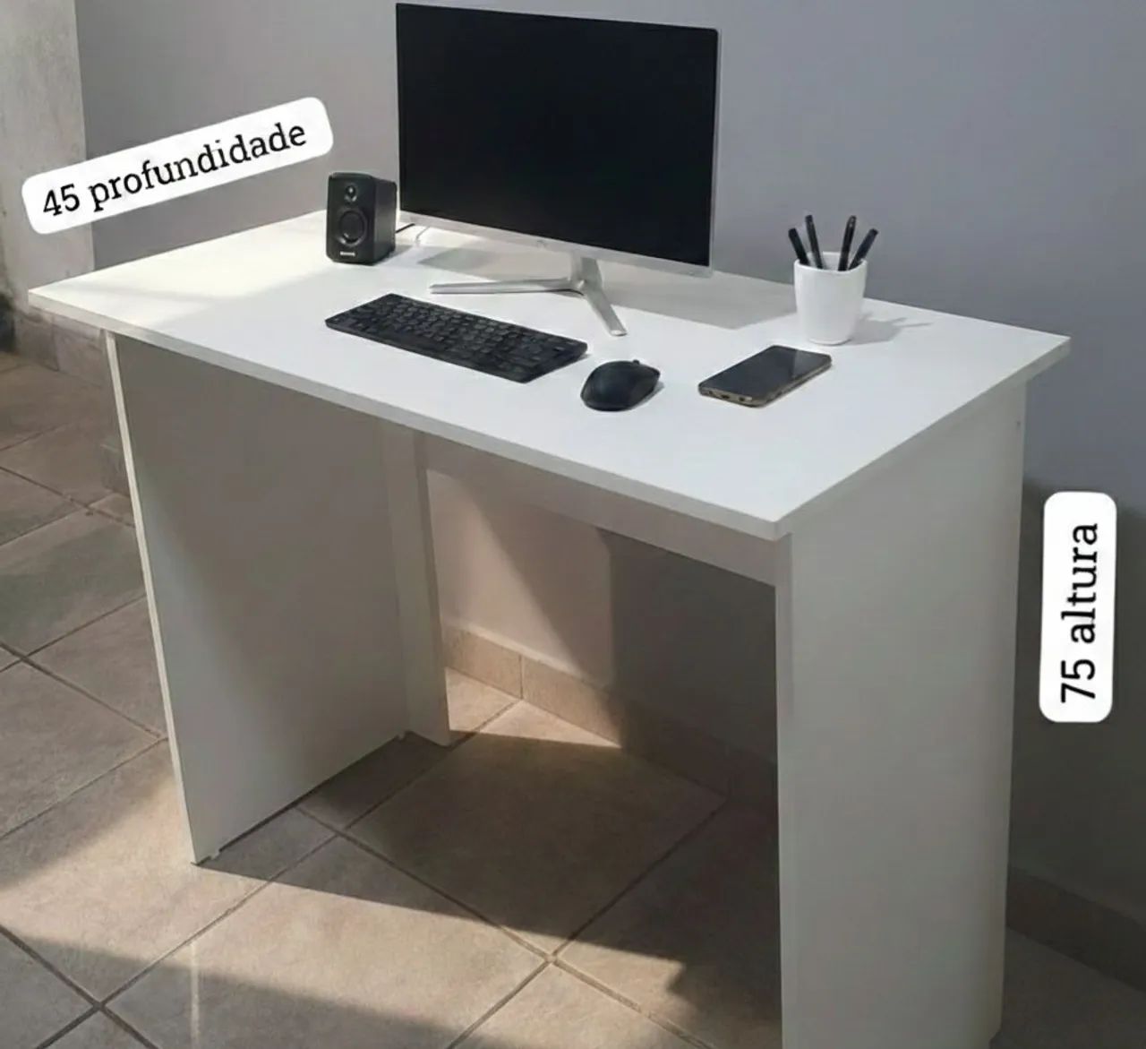 Mesa robusta 90 cm de largura 