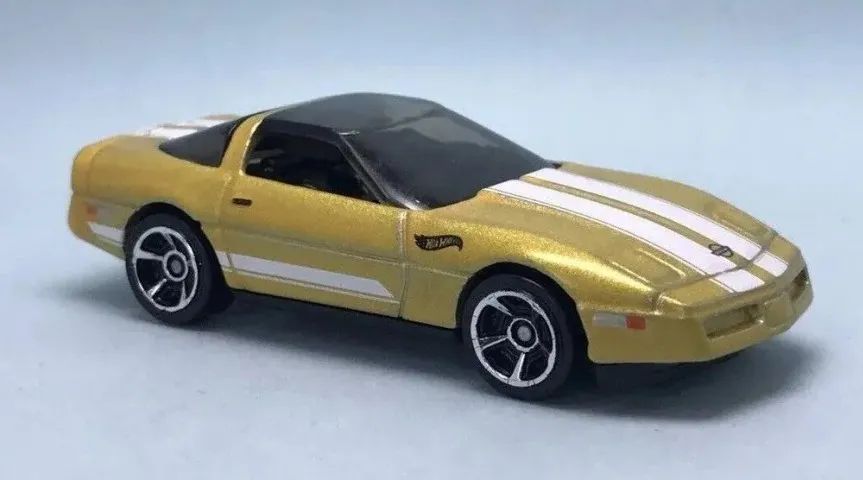 Hot Wheels '84 Corvette, HW: The '80s 6/10 - Foto 3