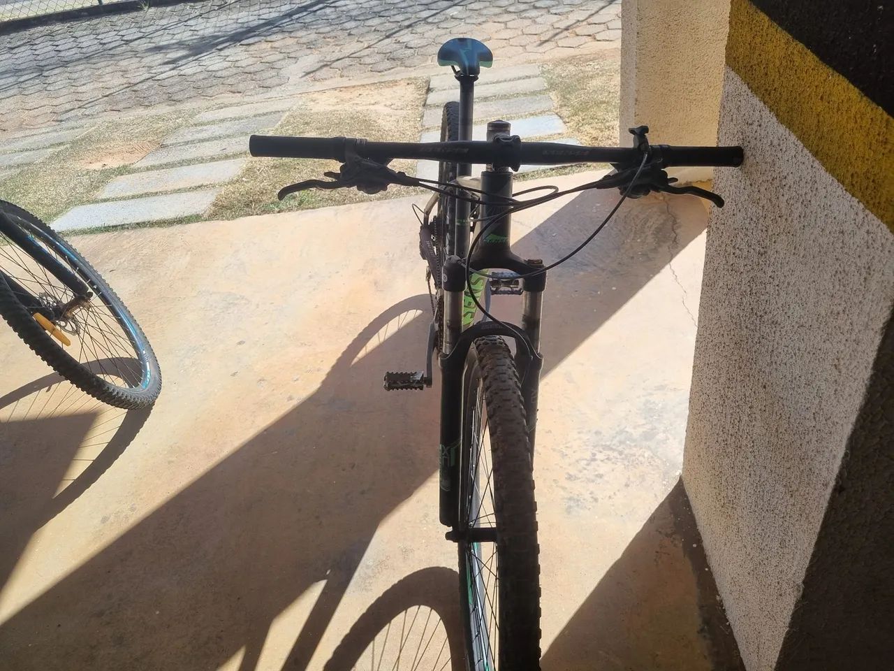 Bicicleta MTB aro 29 - Marca Sense - Foto 3