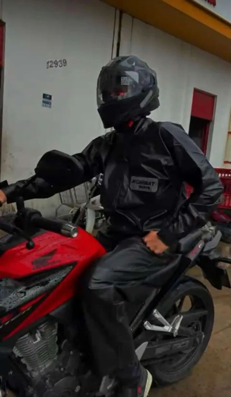 Capa de chuva kombat  - Foto 2