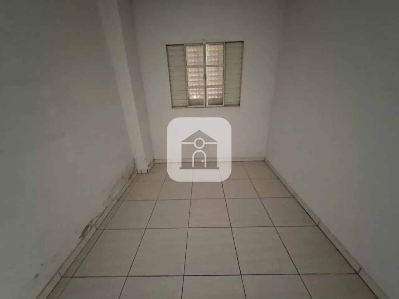 Cômodo comercial no Bairro Tubalina - Foto 4