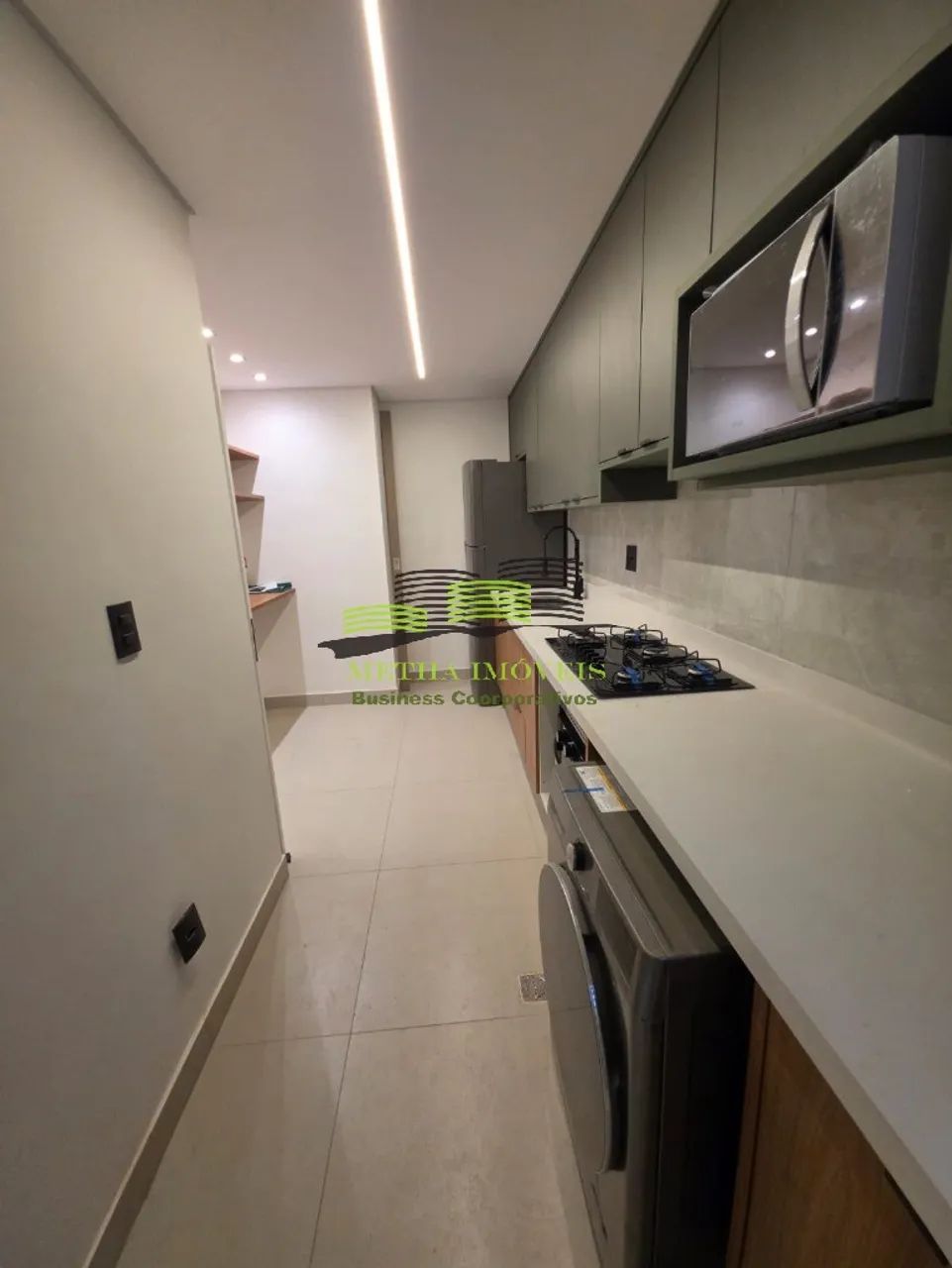 BELÍSSIMO APARTAMENTO TOTALMENTE MOBILIADO - VENDA E LOCAÇÃO - Foto 5