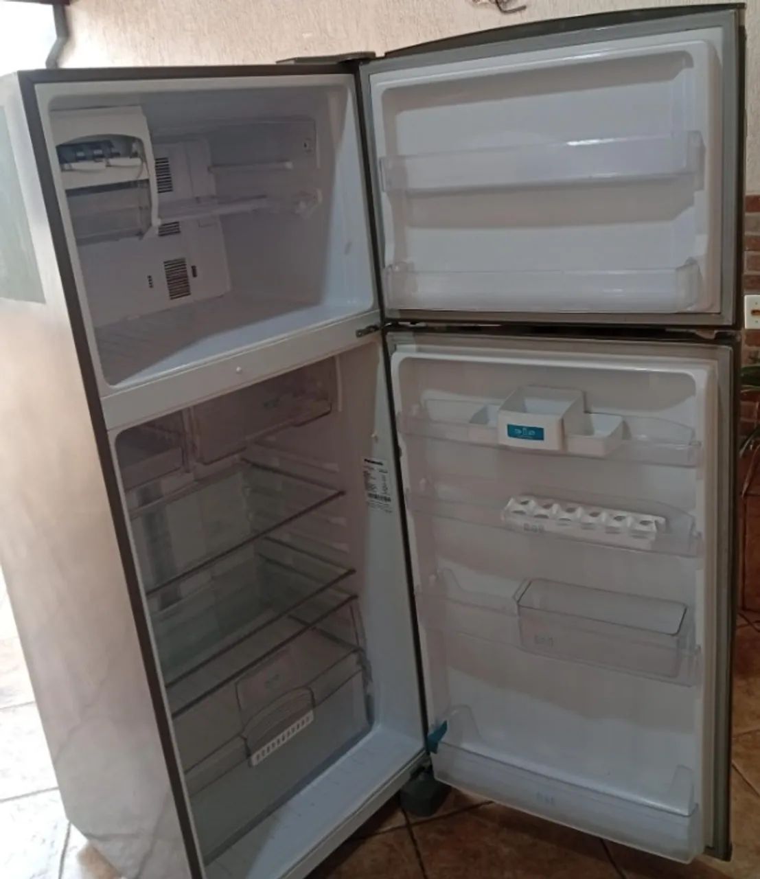 Geladeira Panasonic Cinza 110V - Foto 3