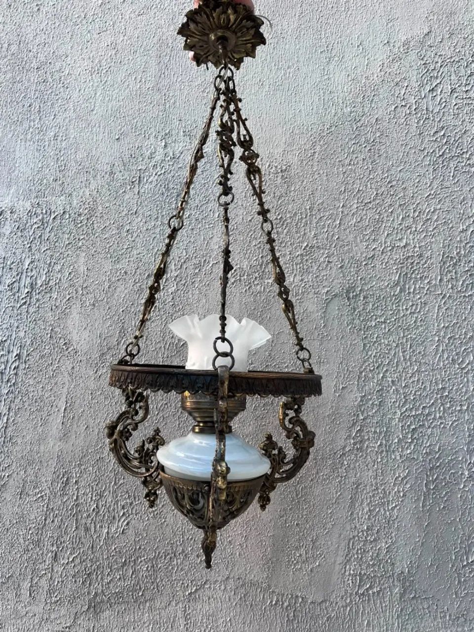 Lustre antigo em bronze com cupula de vidro - Foto 5