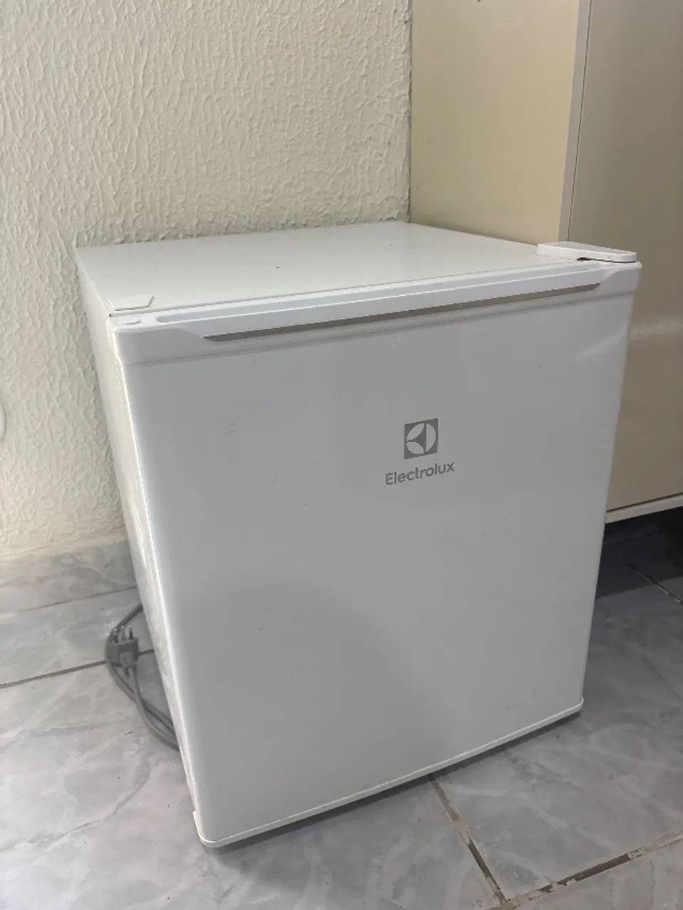 Frigobar novo