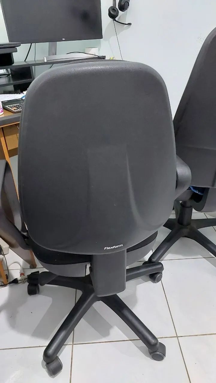 Cadeira de escritório para computador flexform - Foto 2