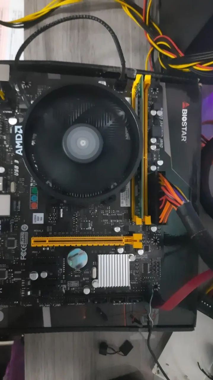 Kit Ryzen 5 3400G 16 GB ram