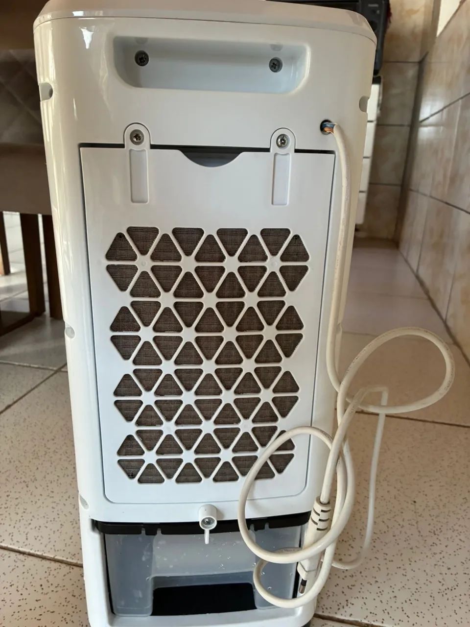 Climatizador De Ar Britânia Bcl05fi 4 Em 1 3,2l Cor Branco - Foto 2