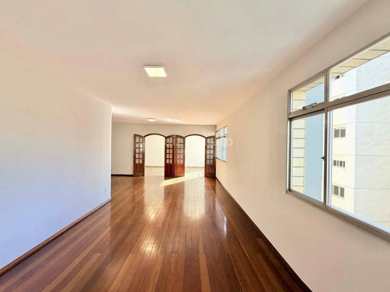 Apartamento à venda no bairro Savassi - Foto 2