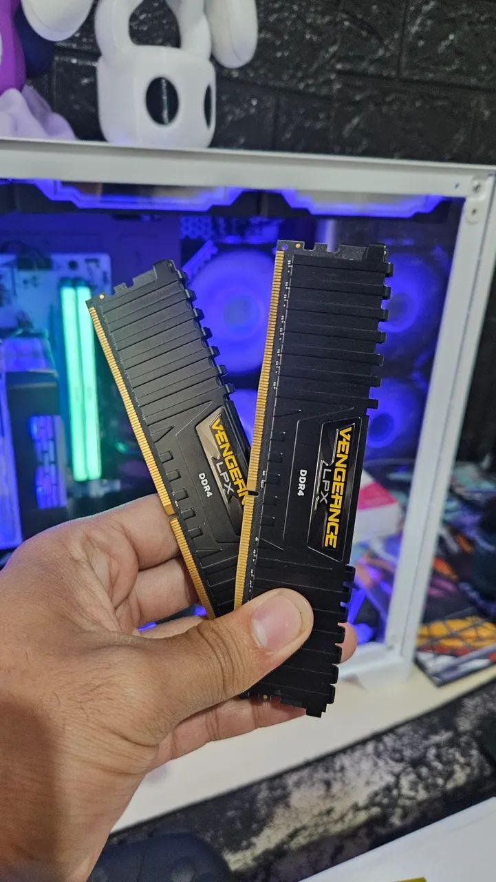 16 GB DDR4 DUAL CHANNEL CORSAIR - Foto 4