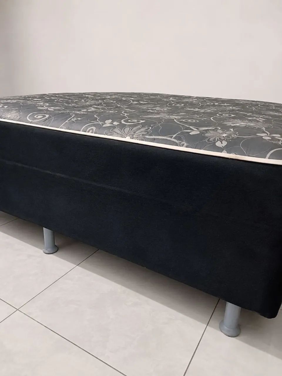 CAMA BOX CASAL - NOVINHA
