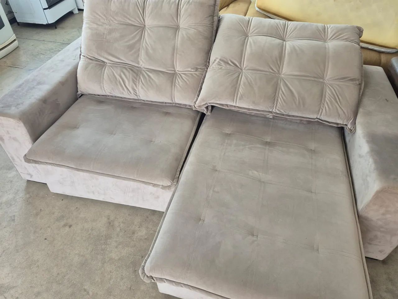 Vendo lindíssimo e luxuoso sofá retrátil e reclinavel