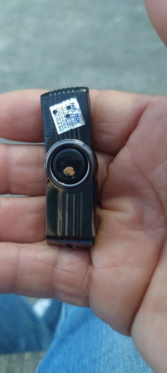 Vendo pendrive 16 giga 