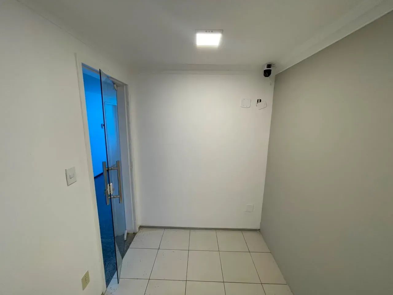 VENDO SALA NO MENDES FROTA - Foto 4
