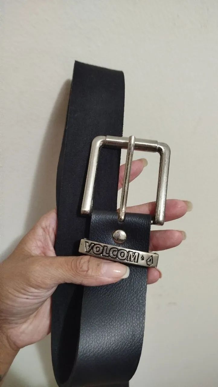 Cinto masculino preto da Volcom de couro legítimo - Foto 3