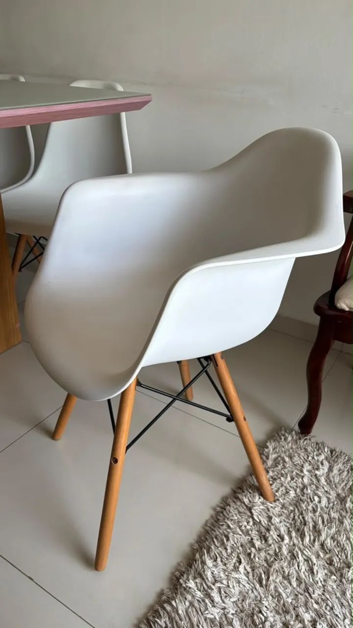 Vendo cadeiras Charles Eames