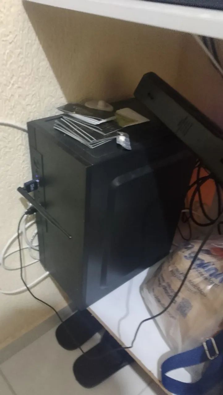 Computador pra vender amanhã. Com urgência 