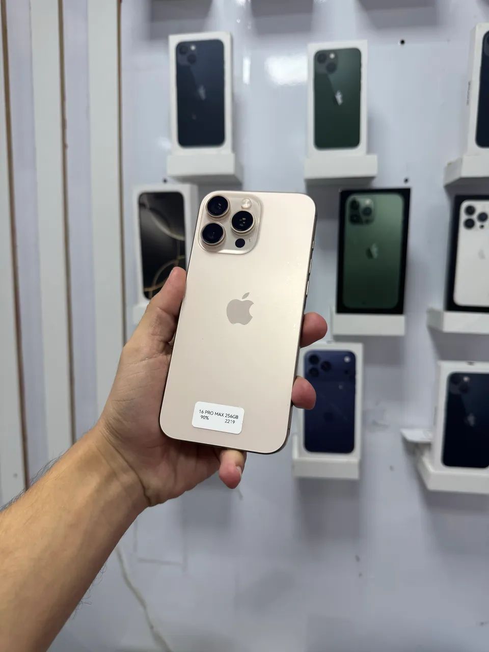 iPhone 16 Pro Max - 256GB 