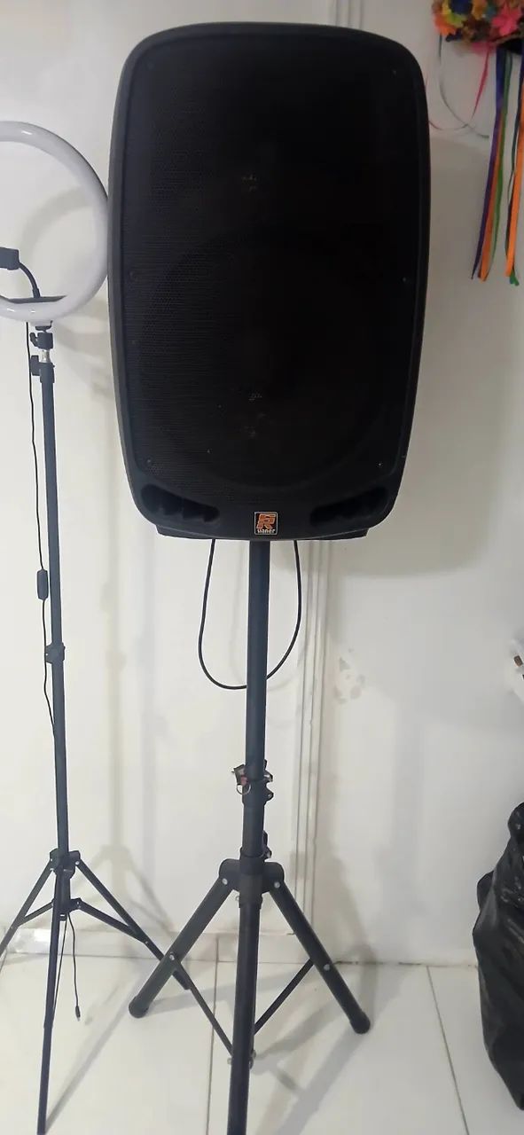 Caixa de Som Staner Ps1501, com Tripé.