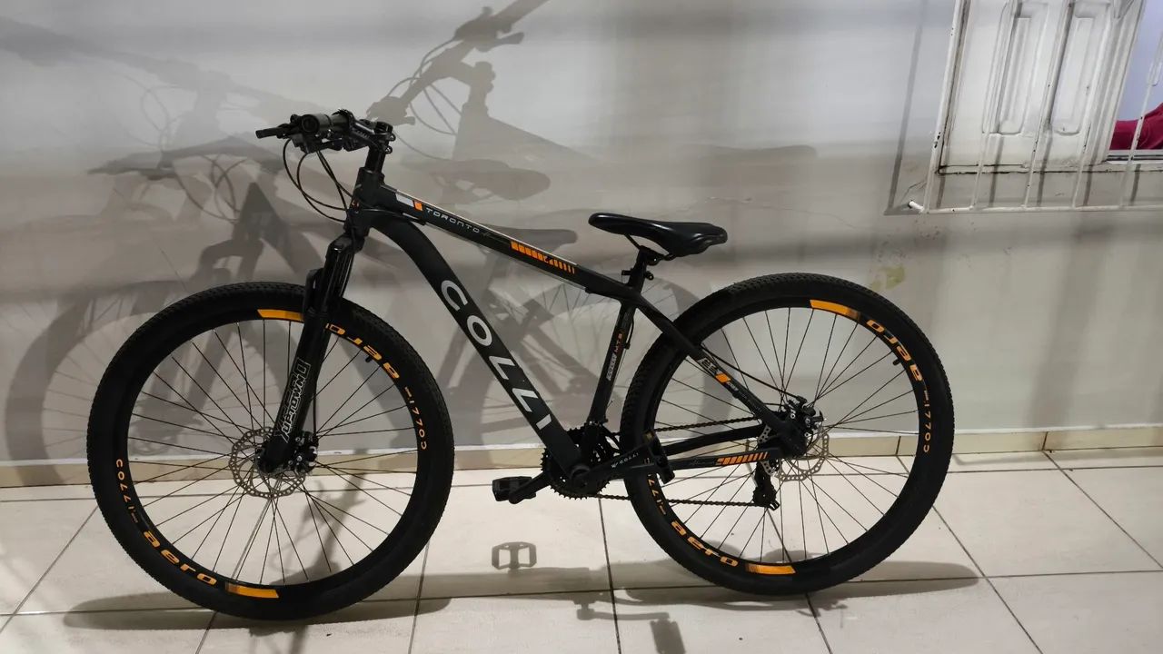 Bicicleta Colli aro 29 seminova