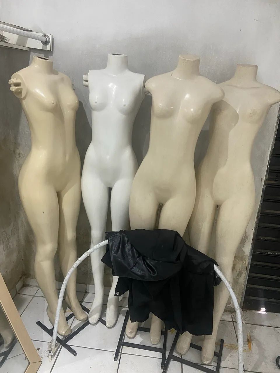 Manequins provador e gancho