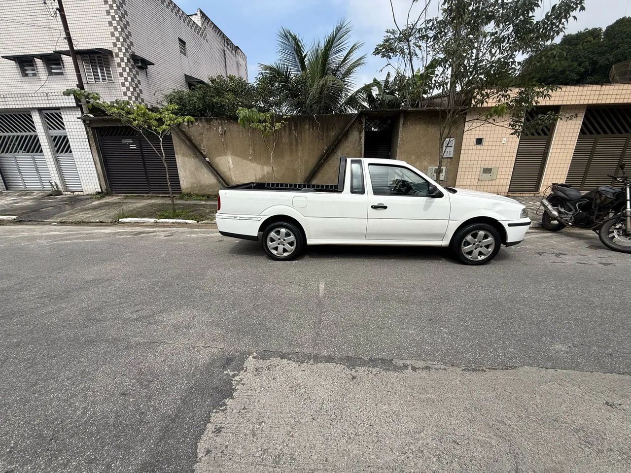 Volkswagen Saveiro 1.6 MI/ 1.6 MI Total Flex 8V (álcool) 2002