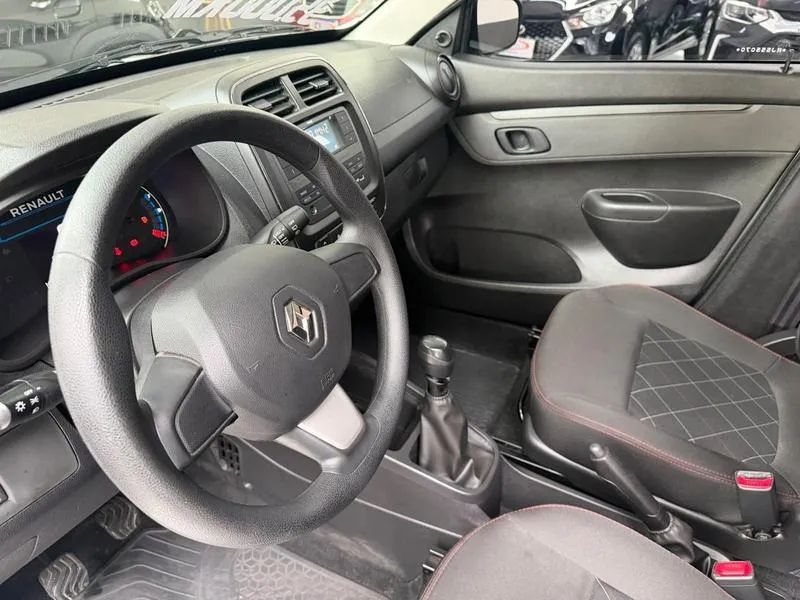 Renault Kwid 1.0 Zen, foto 8 de 12