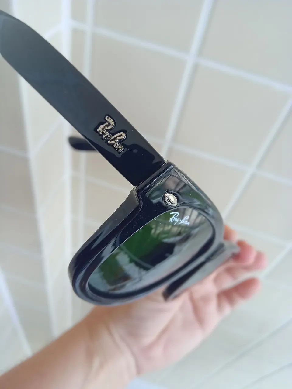 ÓCULOS RAY BAN LENTE VERDE PEQUENO USADO - Foto 4