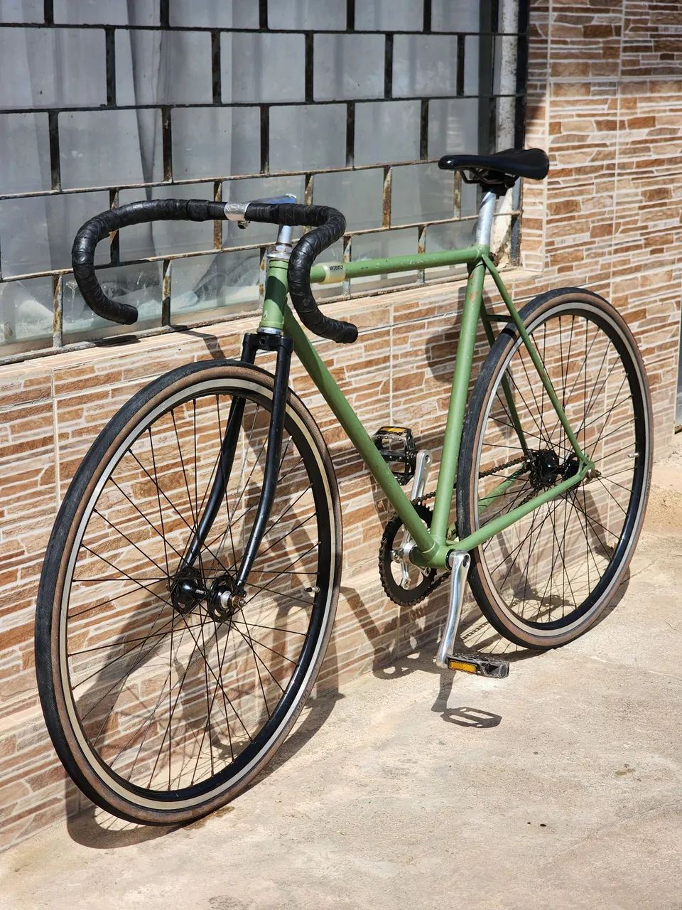 Bicicleta Fixa Caloi 10