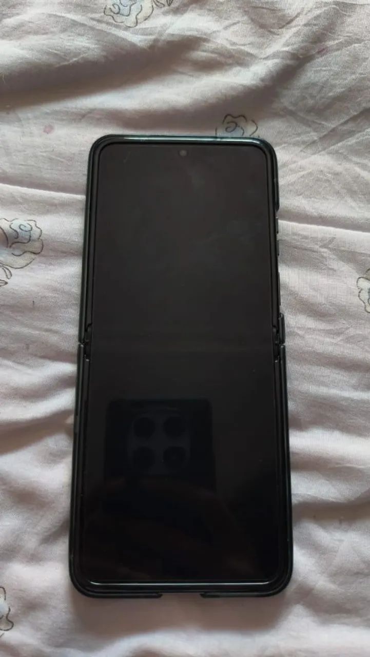 Celular razr 40 dobrável  - Foto 3