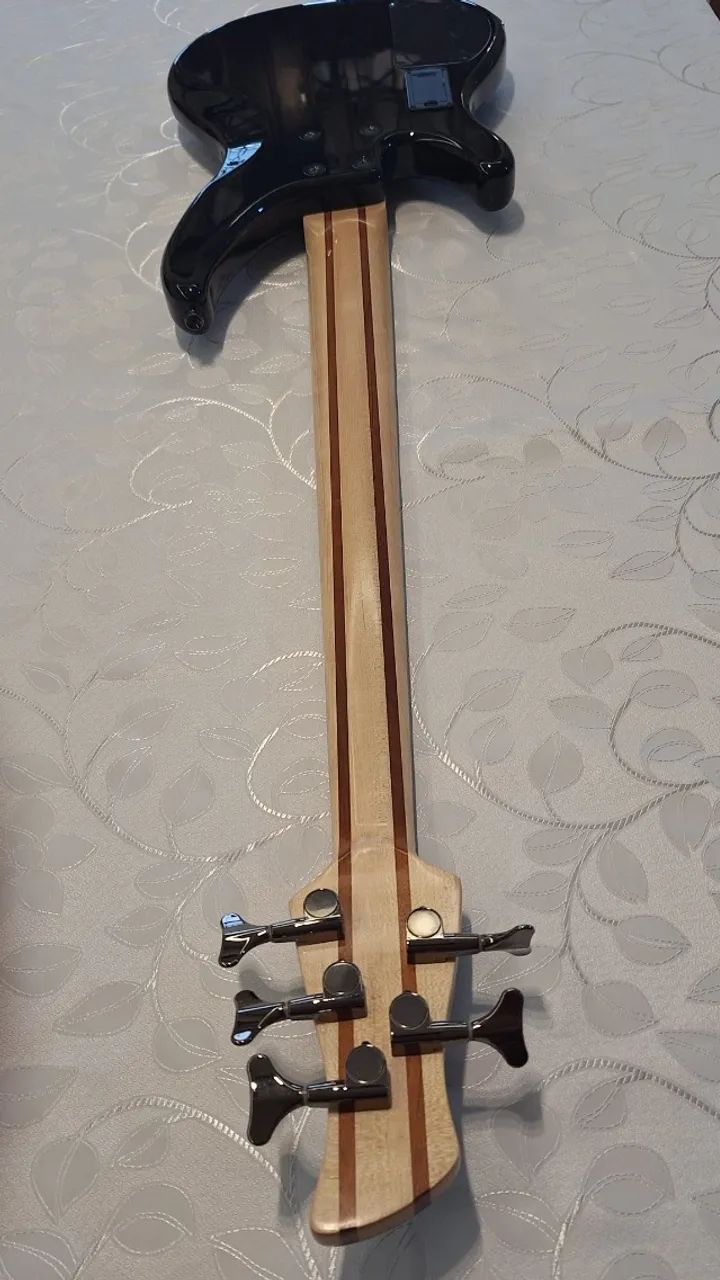 Baixo YAMAHA TRBX305 - Foto 5