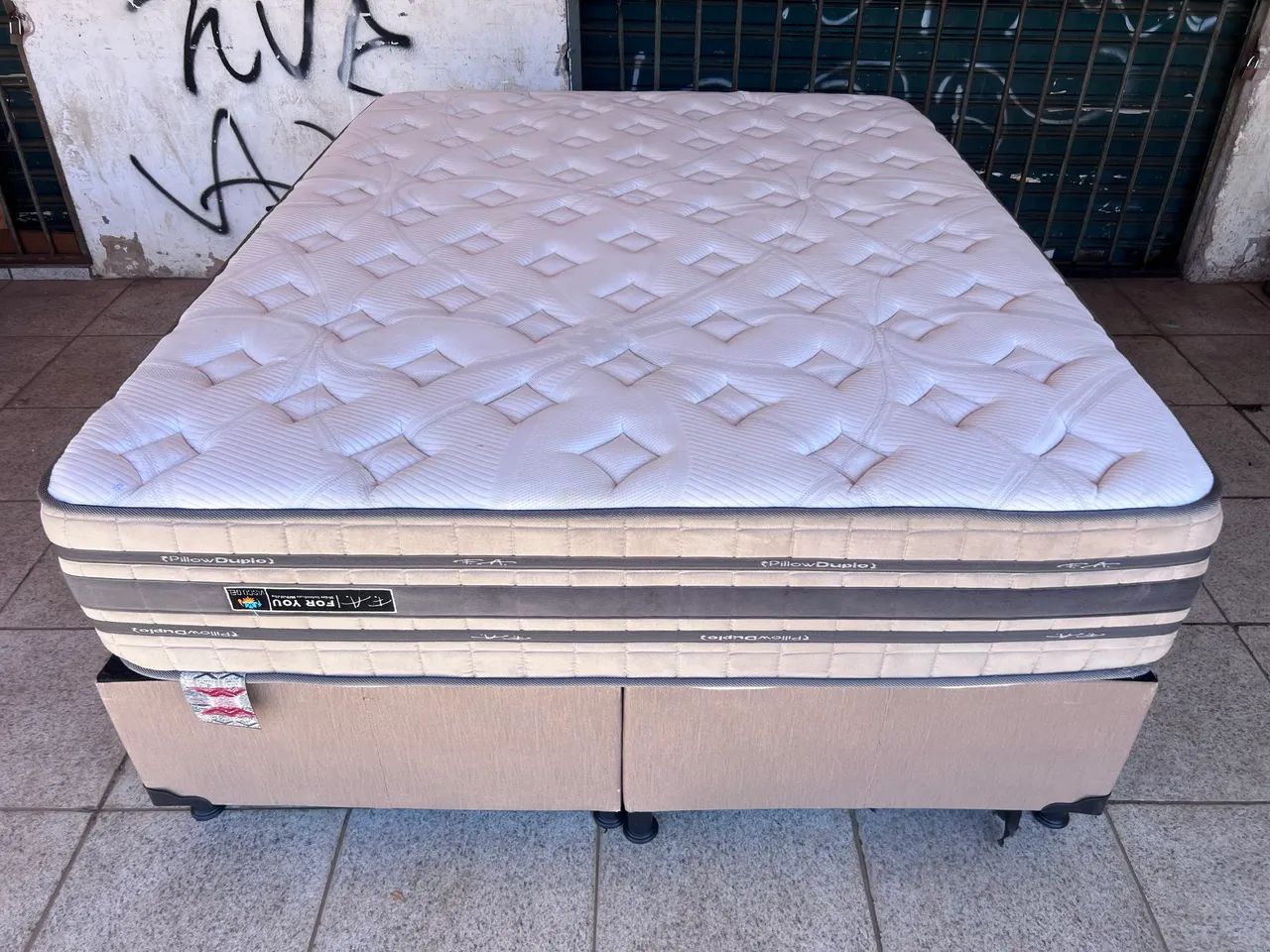 Cama Box Queen 158 X 198